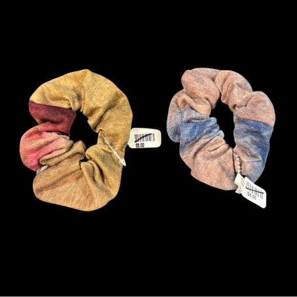 Free People Accessories - Free People Still ft Scrunchie Set of Two NWT